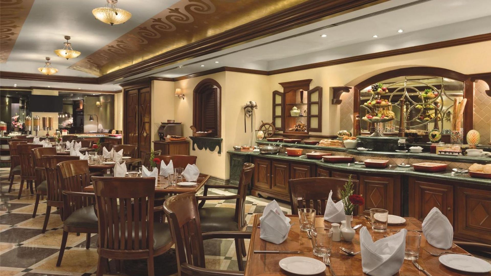 Ramada Plaza By Wyndham Palm Grove 5* Mumbai