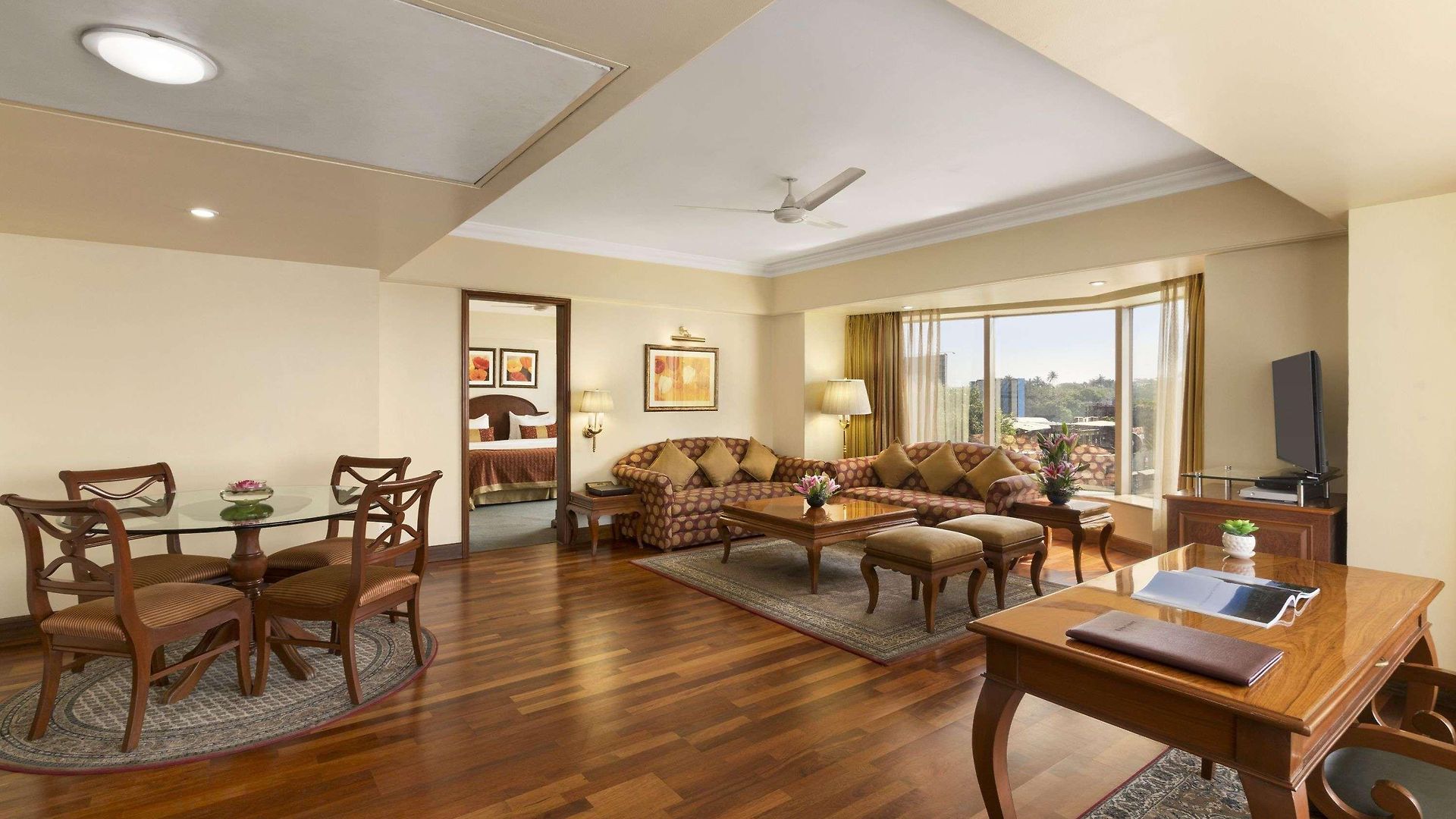Ramada Plaza By Wyndham Palm Grove 5*