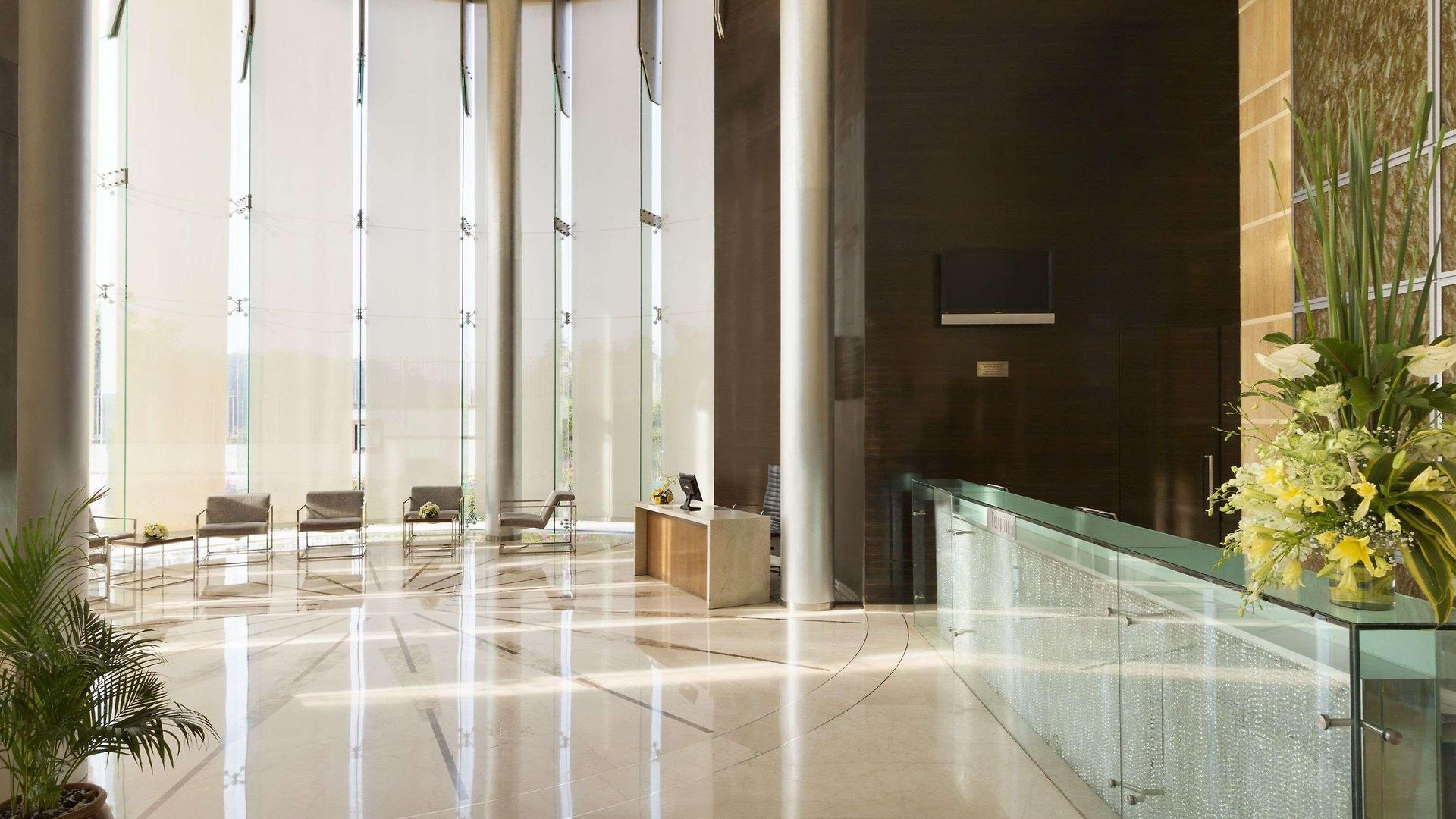 Ramada Powai & Convention Centre 5*