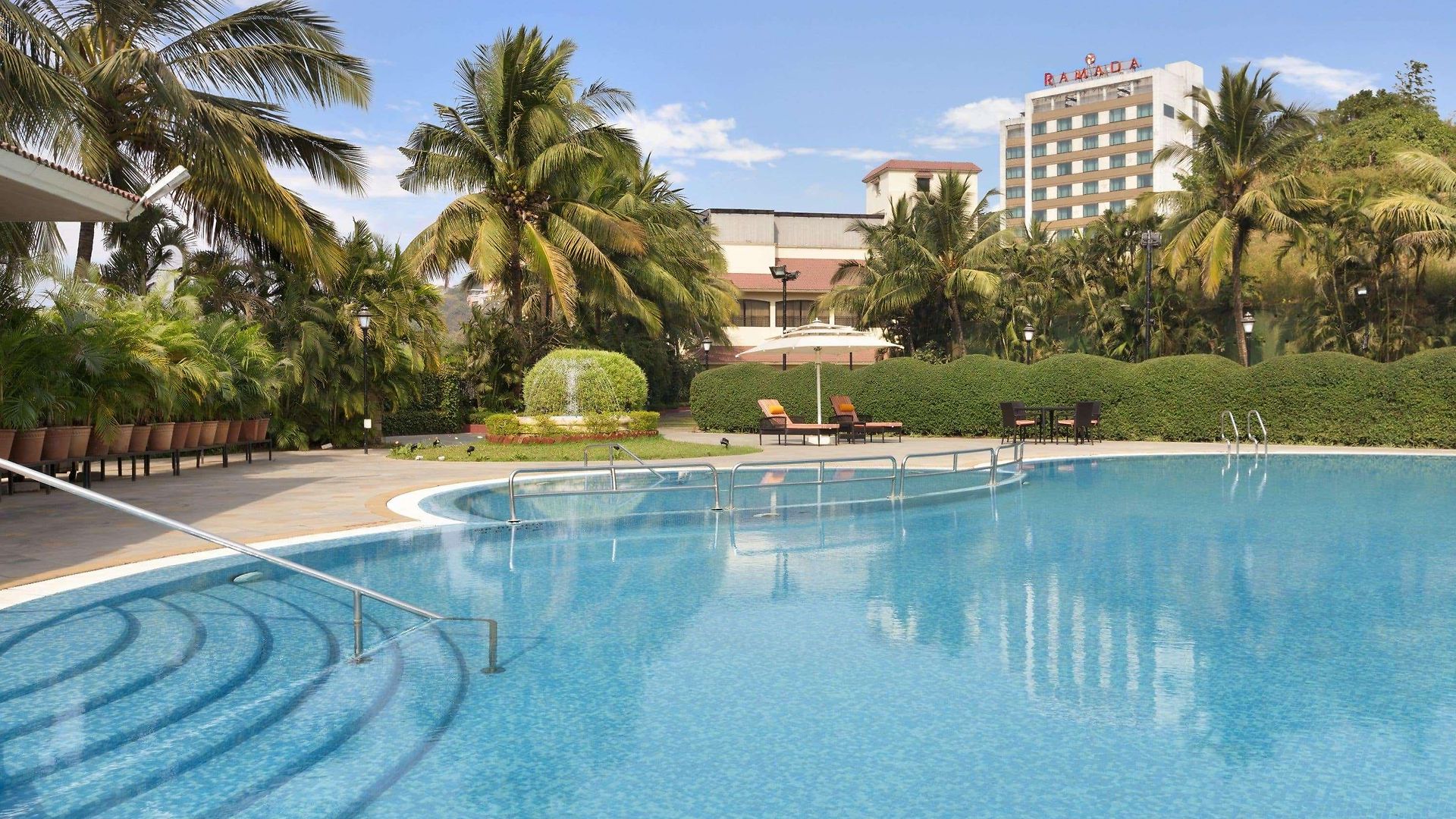 Ramada Powai & Convention Centre 5* Mumbai