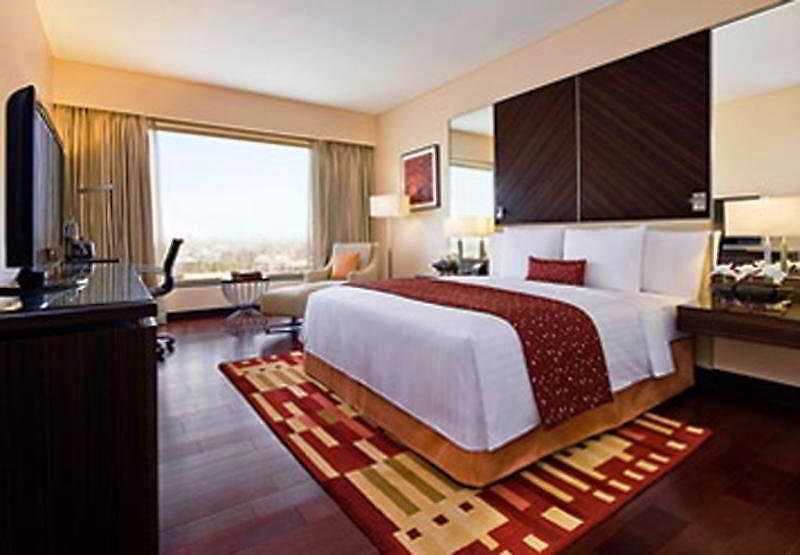 Courtyard By Marriott International Airport 5*