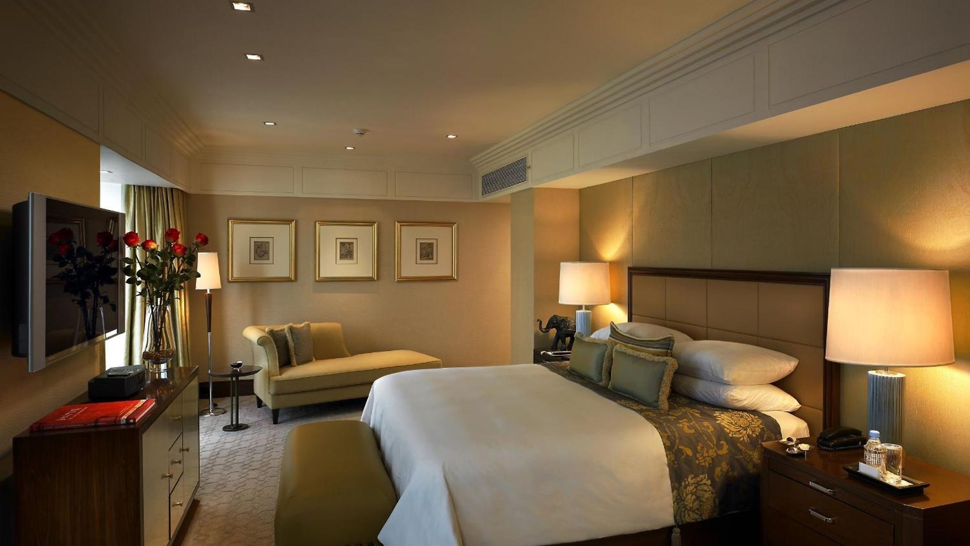 The Leela 5*