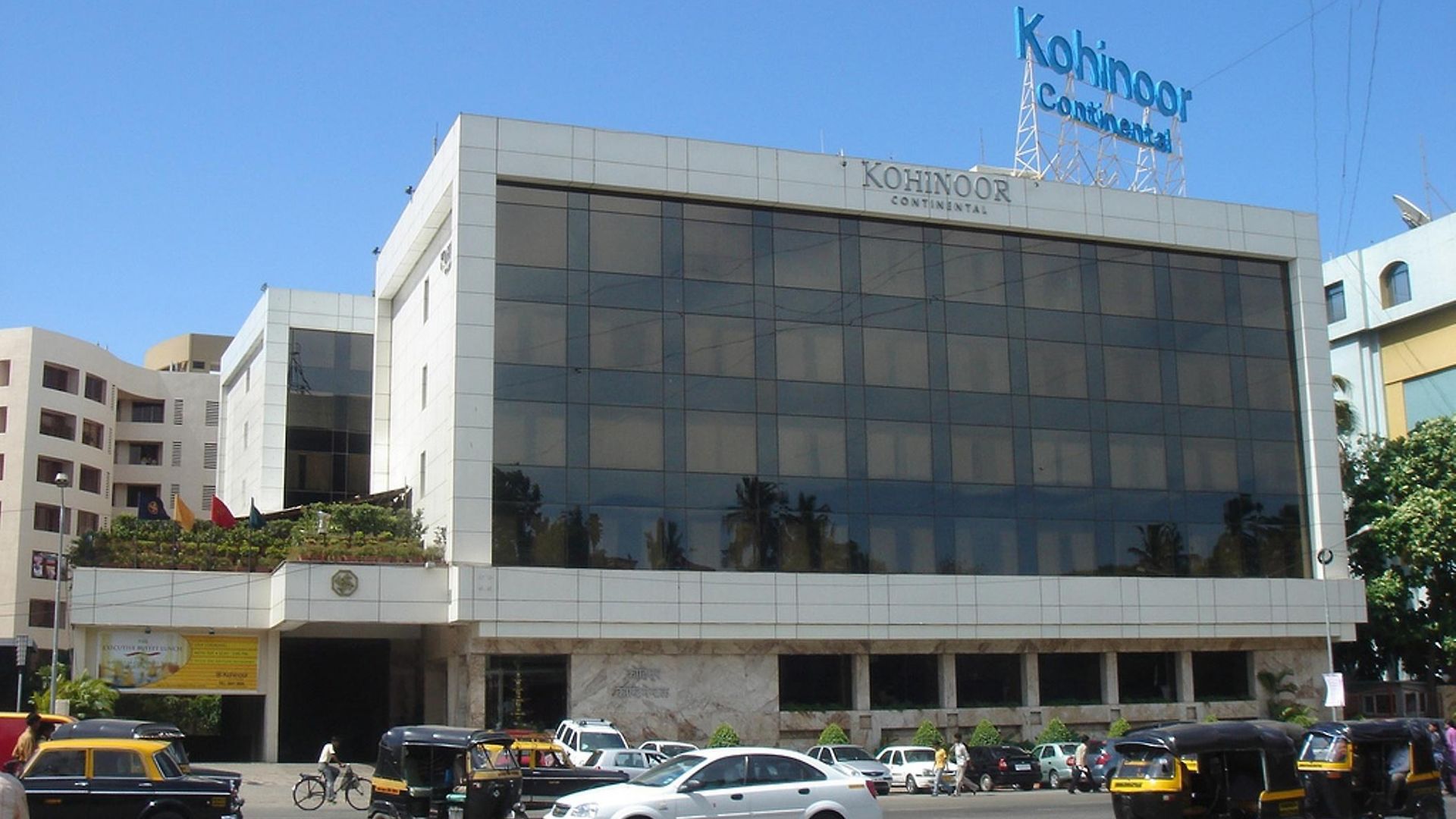 Kohinoor Continental, Airport Hotel 4*
