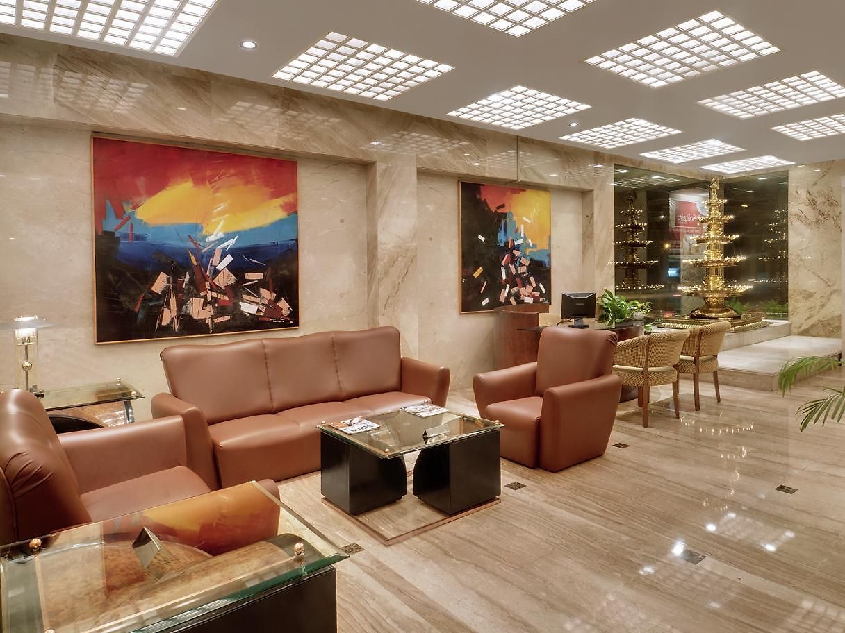 Kohinoor Continental, Airport 4*