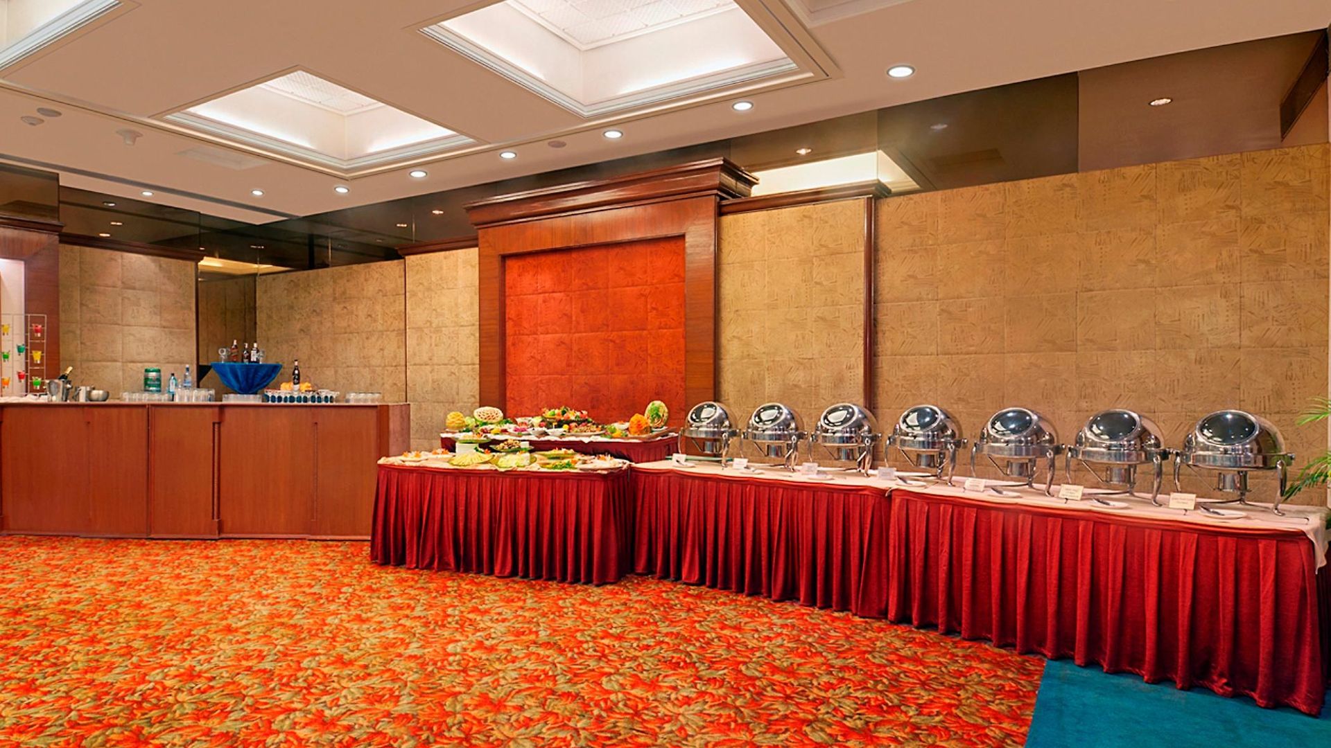 Kohinoor Continental, Airport Hotel