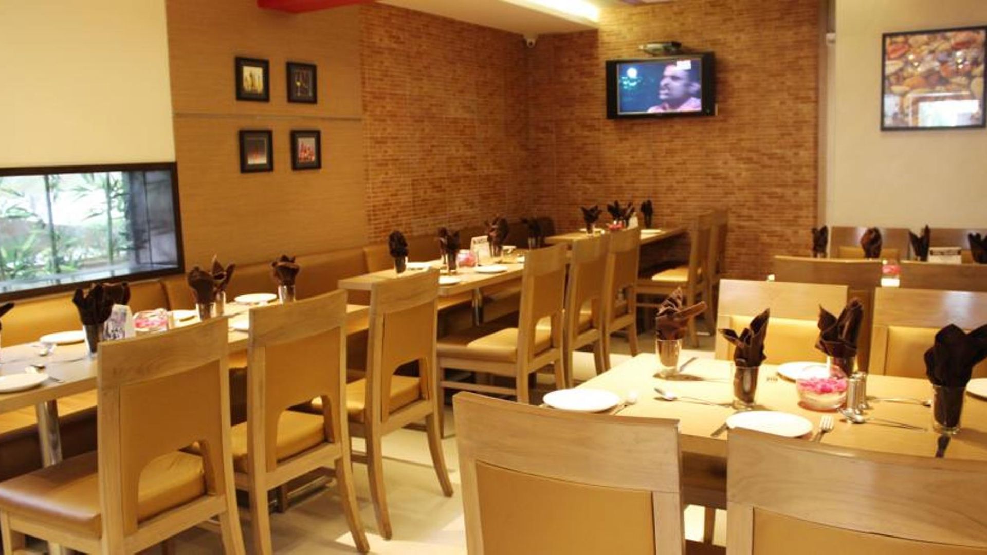 Hotel Oriental Aster - International Airport 4*