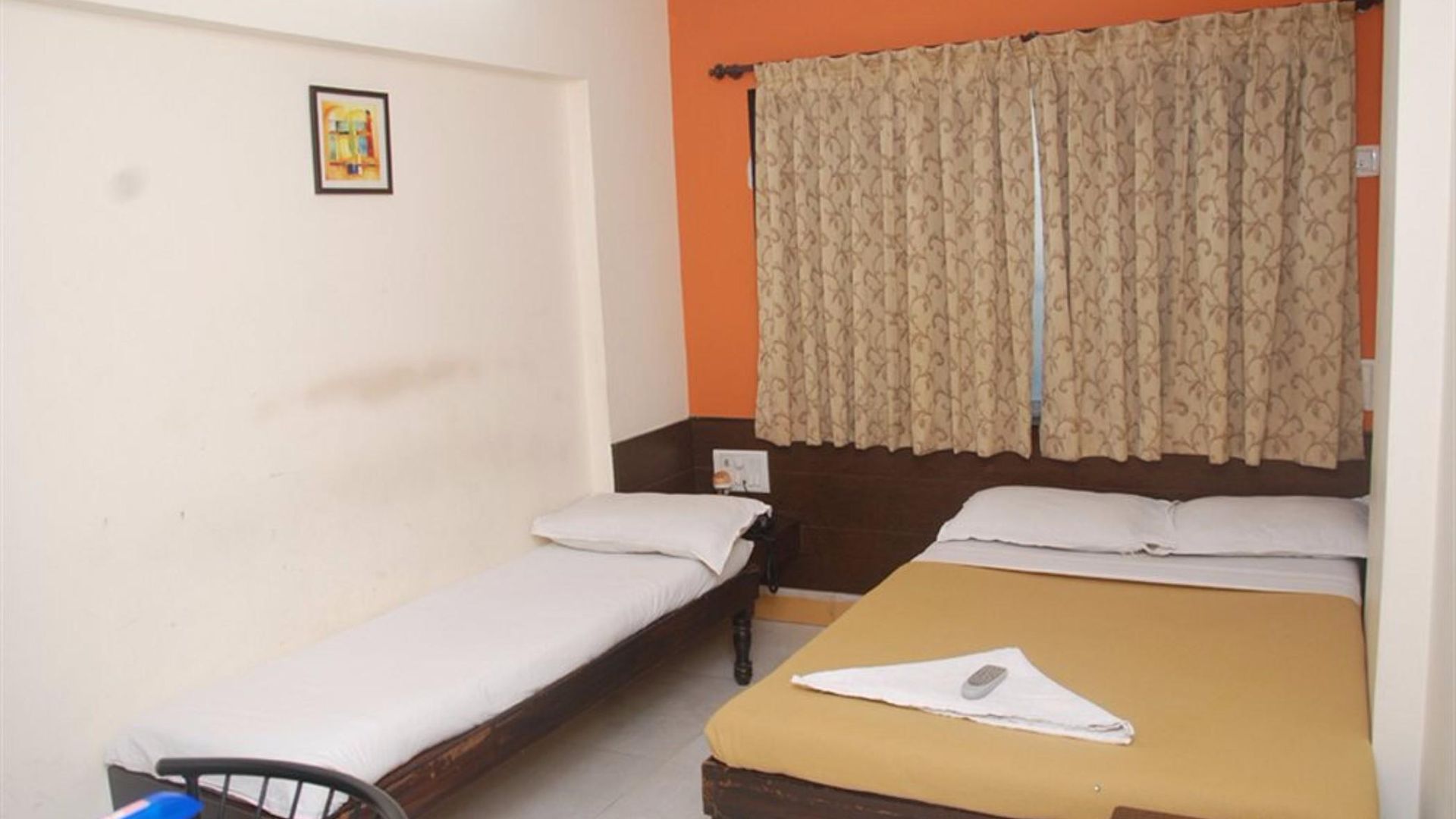 Hotel Arma Court - Near Us Embassy, Bkc Mumbai