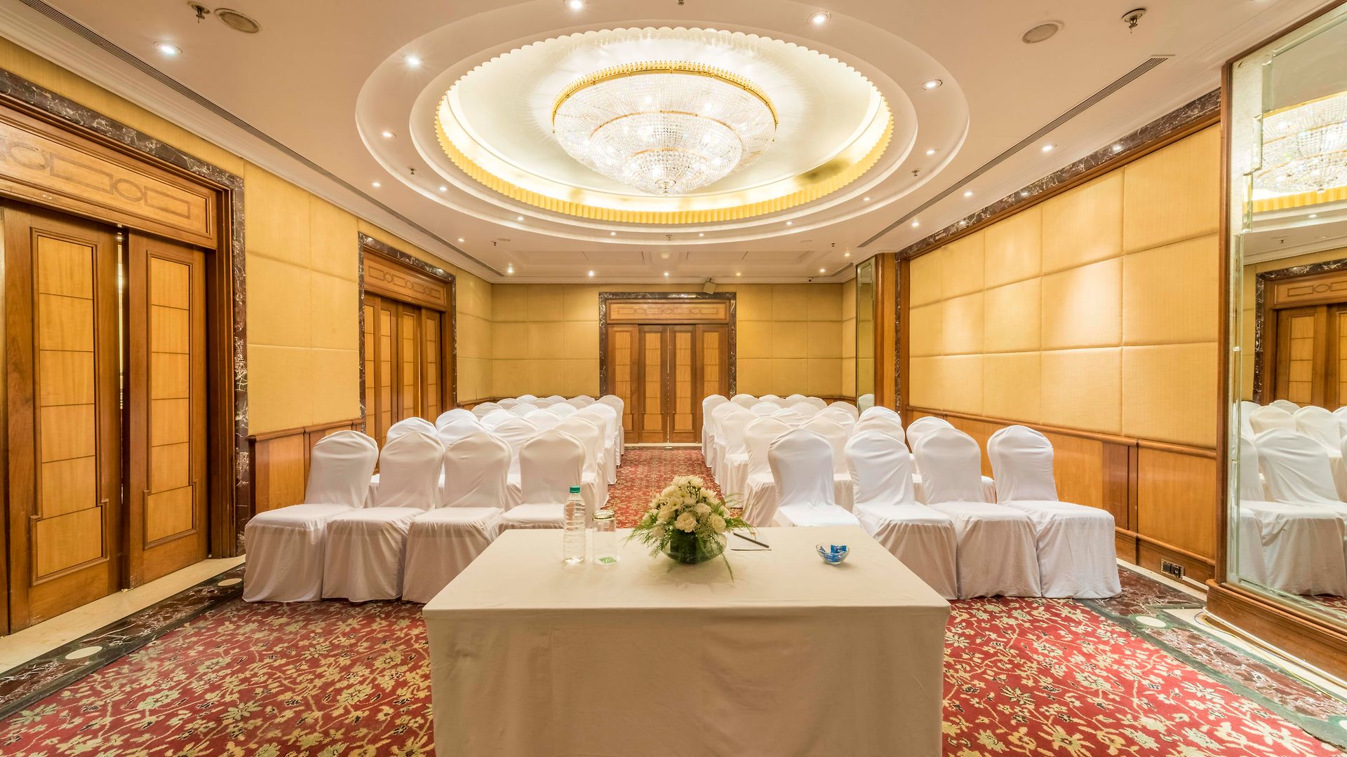 Hotel Parle International