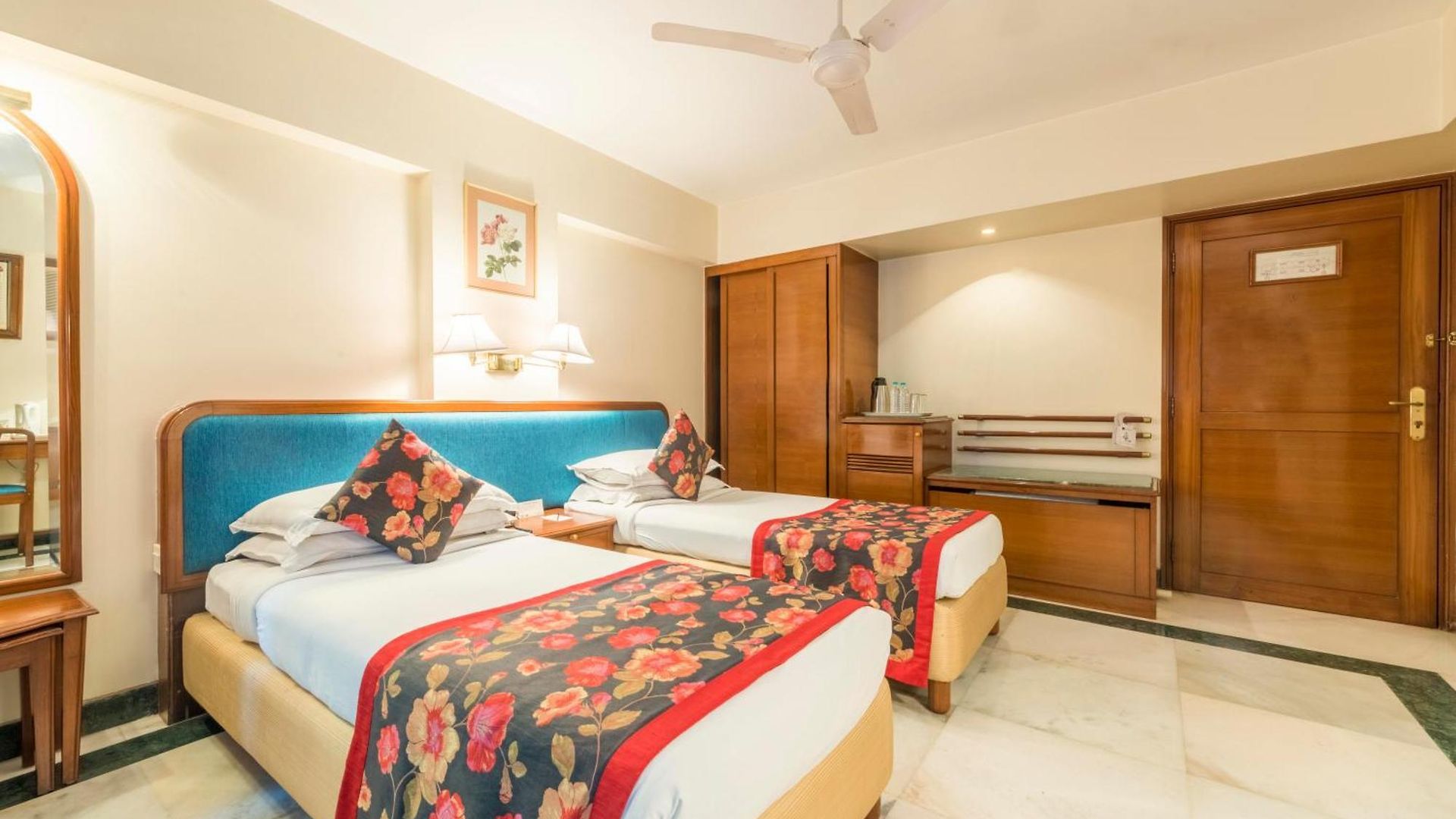 Hotel Parle International Mumbai