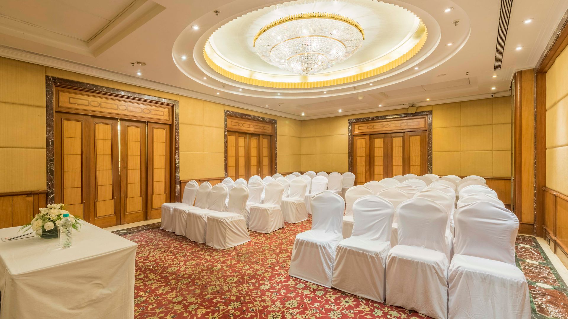 Hotel Parle International 3*