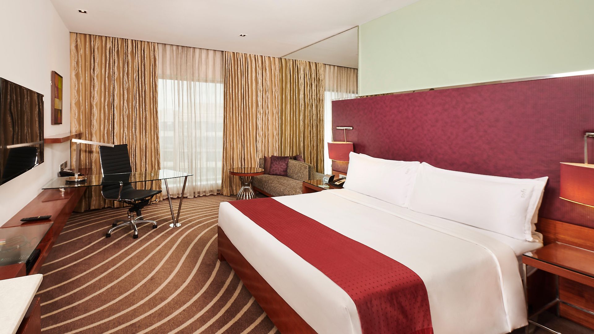 Hotel International Airport By Ihg