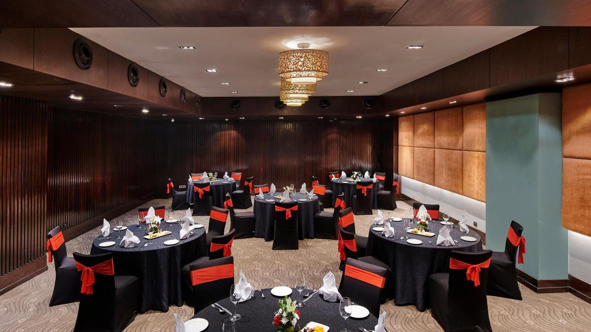 International Airport By Ihg Hotel Mumbai