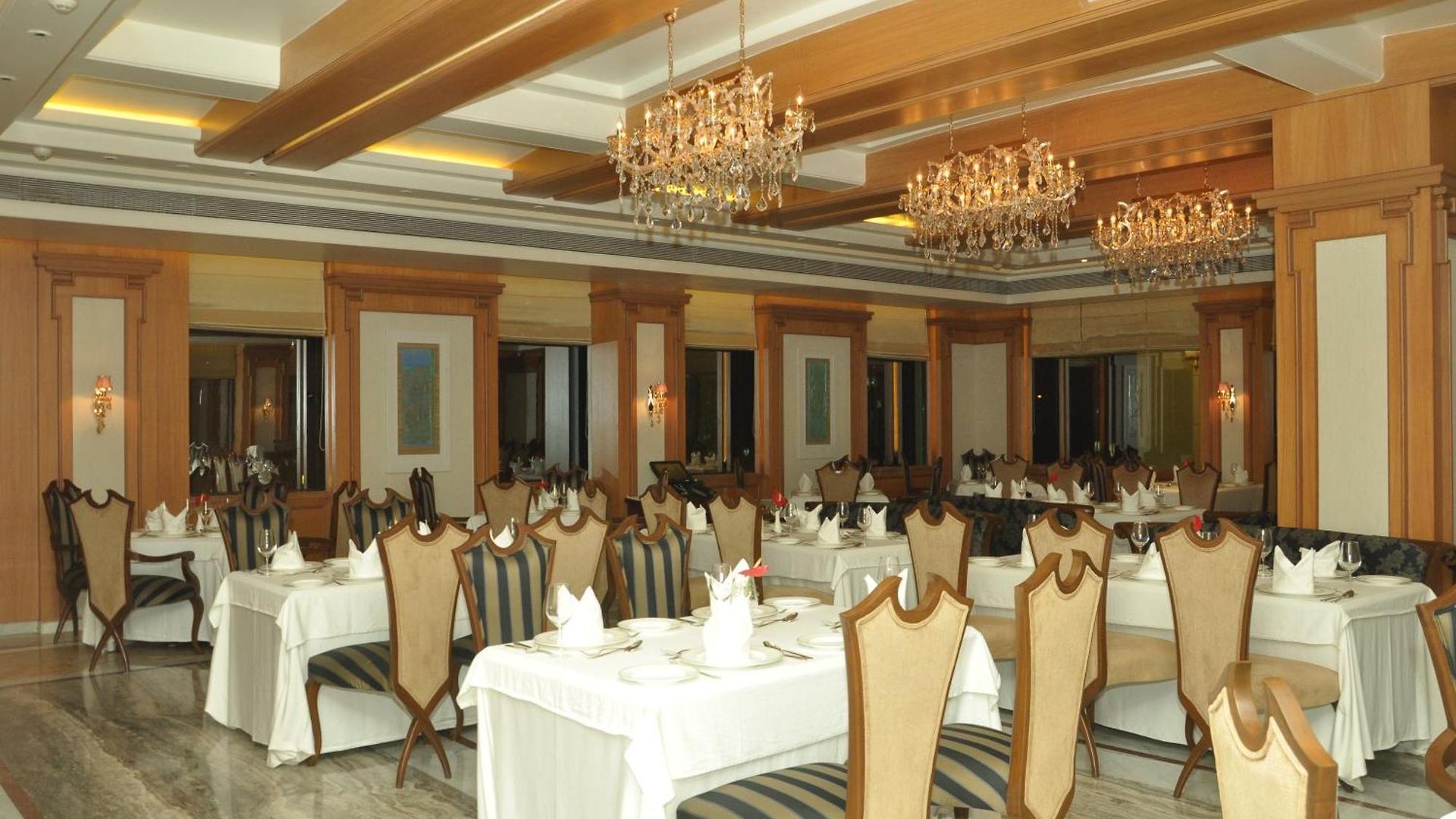 Hotel Royal Tulip
