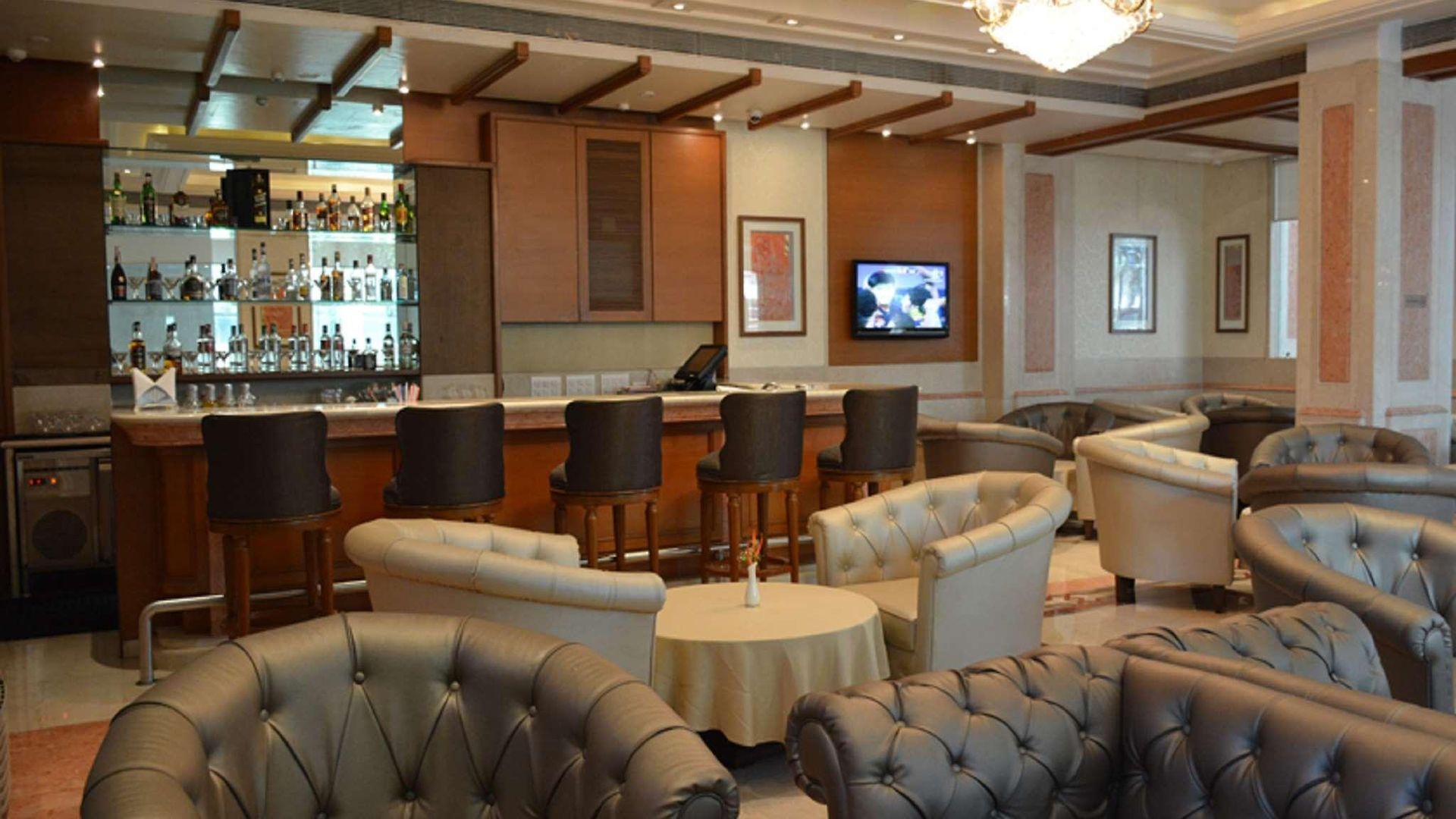 Royal Tulip 5*