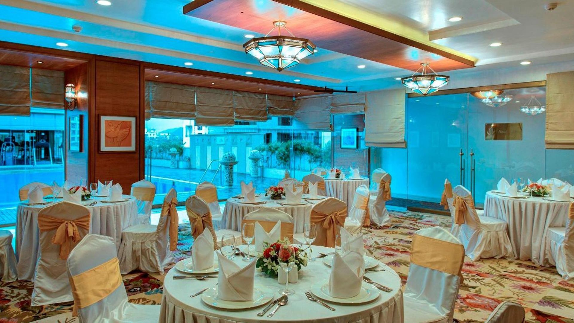 Hotel Royal Tulip Mumbai