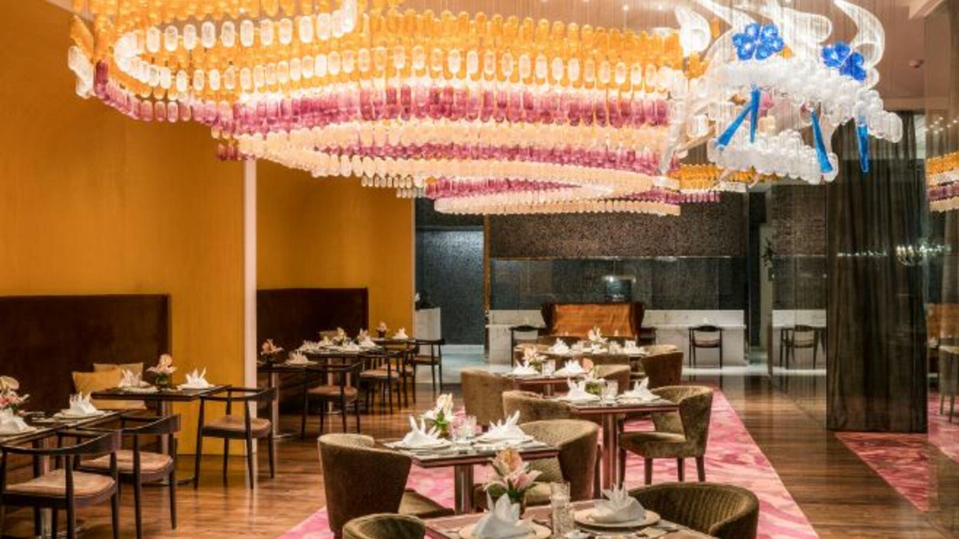 Taj Lands End 5*