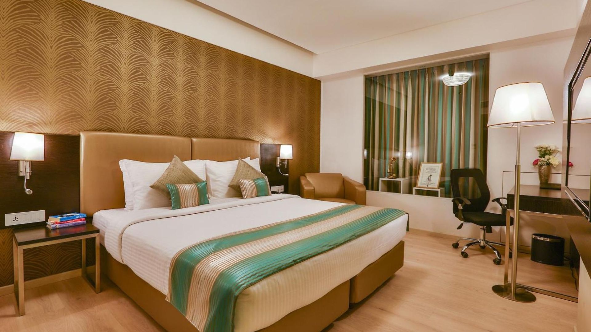 Hotel T24 Residency 4*
