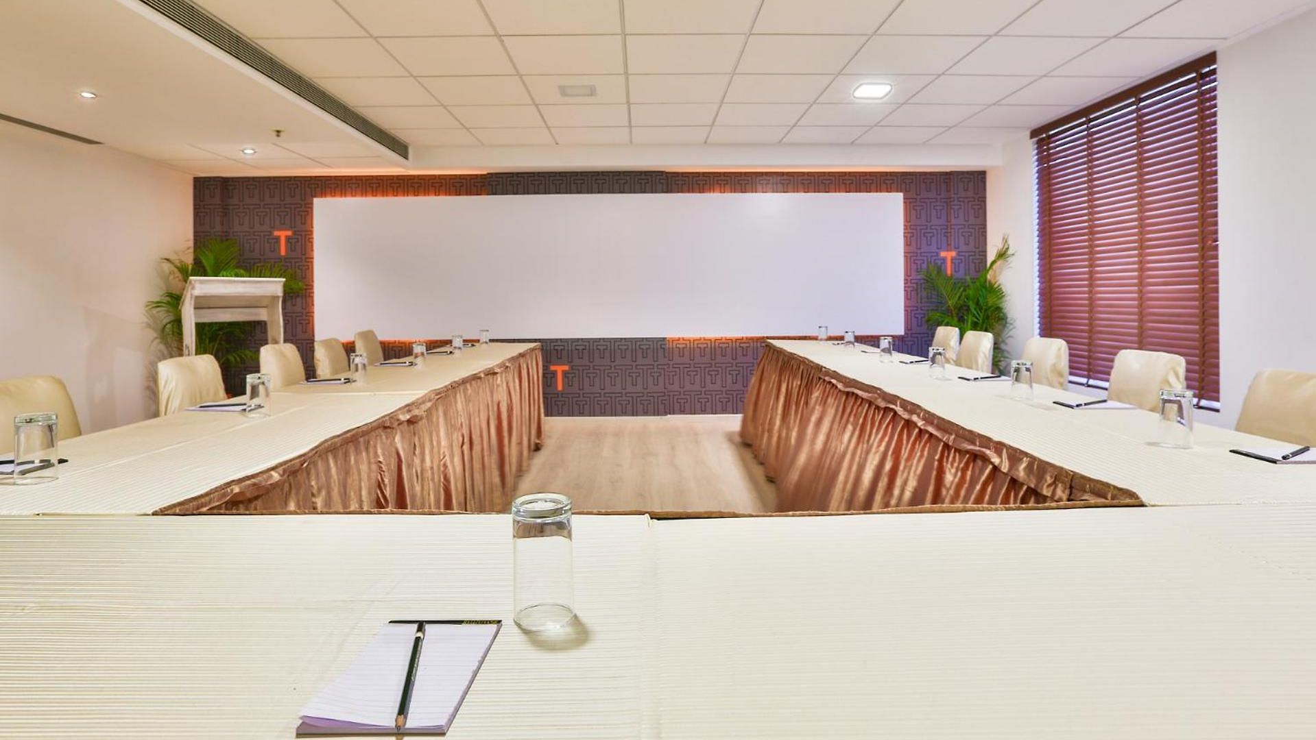 T24 Residency Hotel 4*