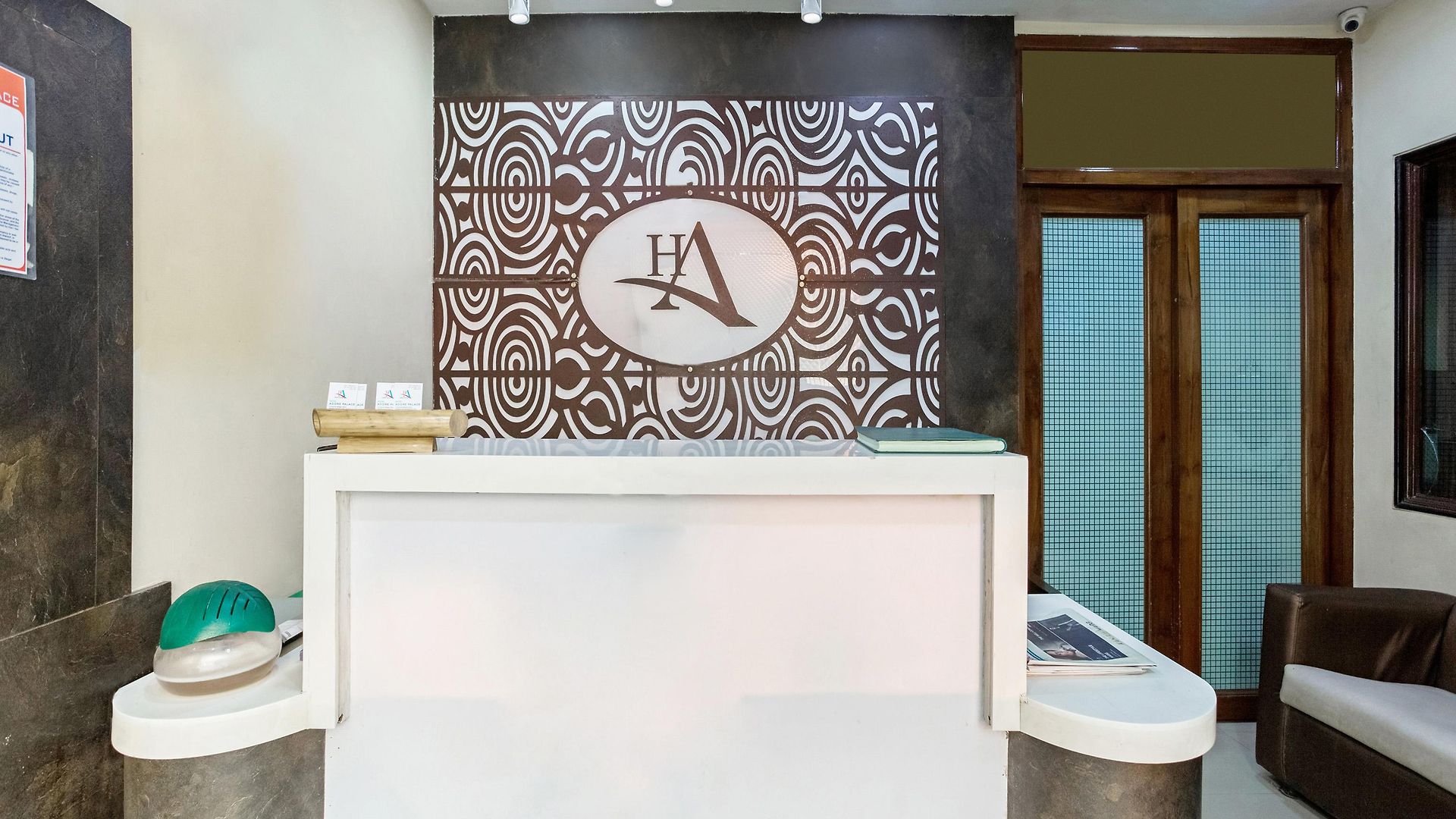 Lodge Adore Palace *