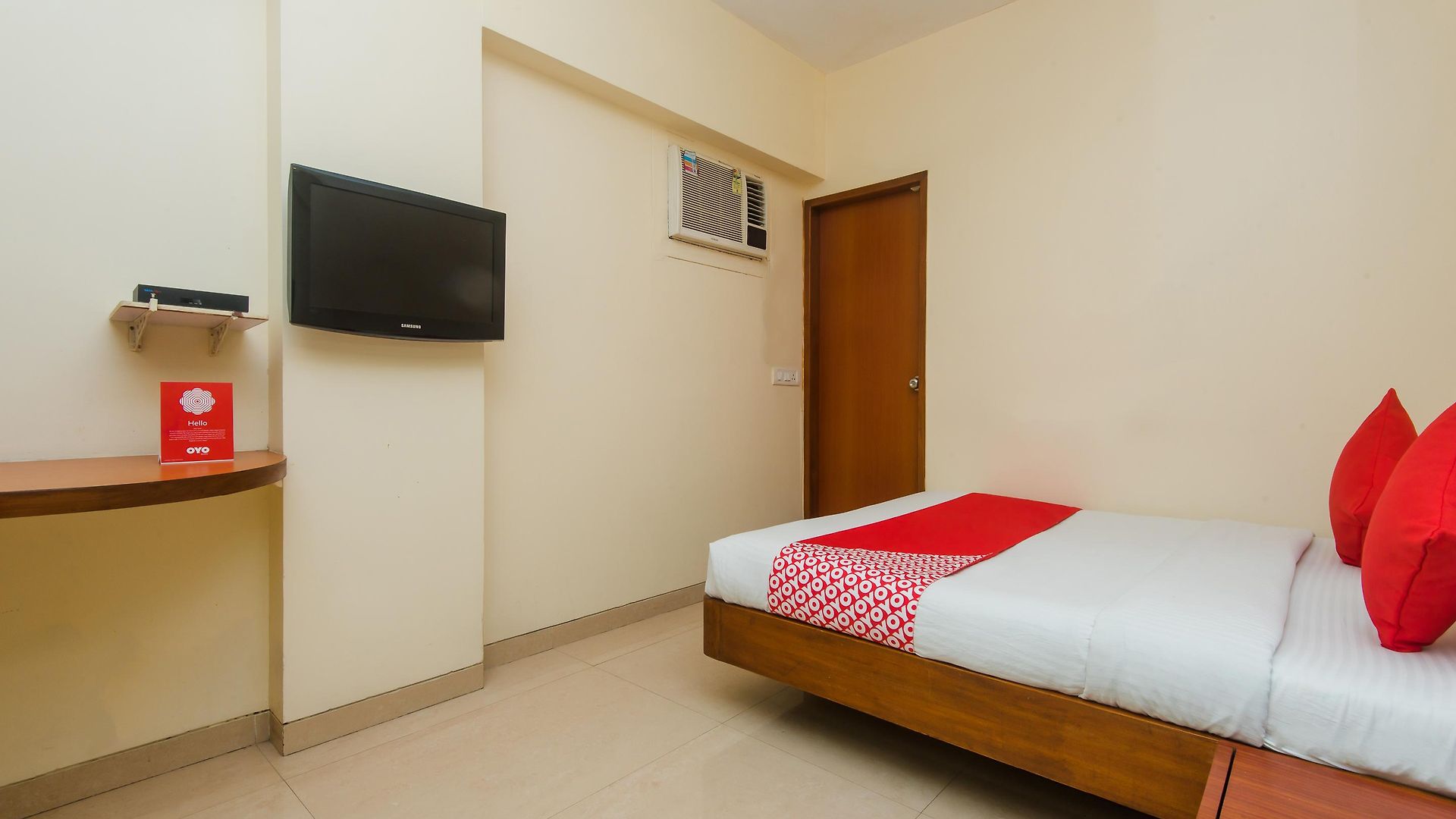 Jayshree Domestic Airport 3*