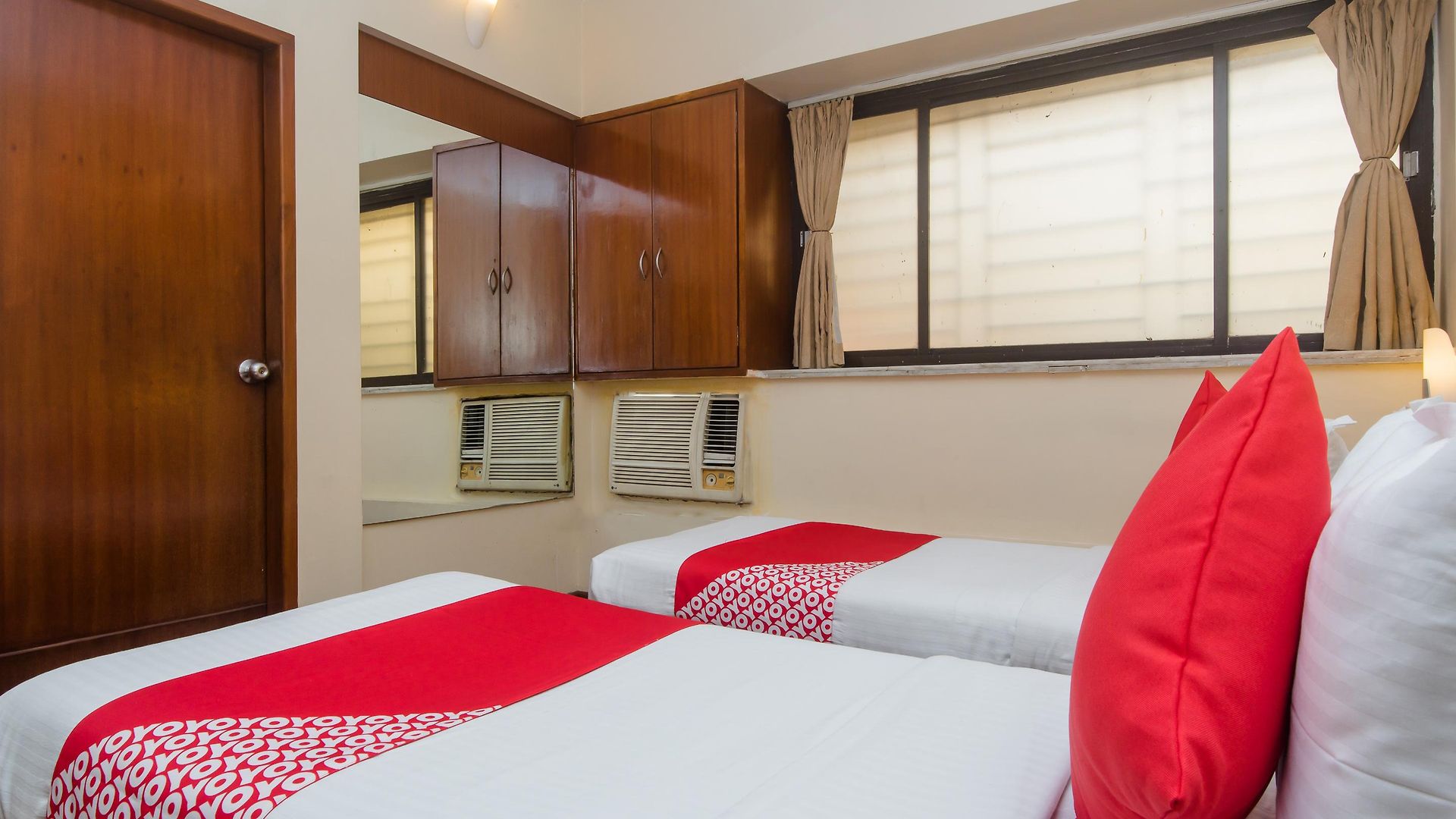 Jayshree Domestic Airport 3*