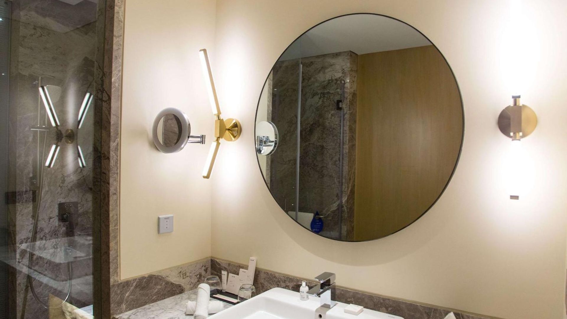 Hotel Radisson Blu International Airport Mumbai