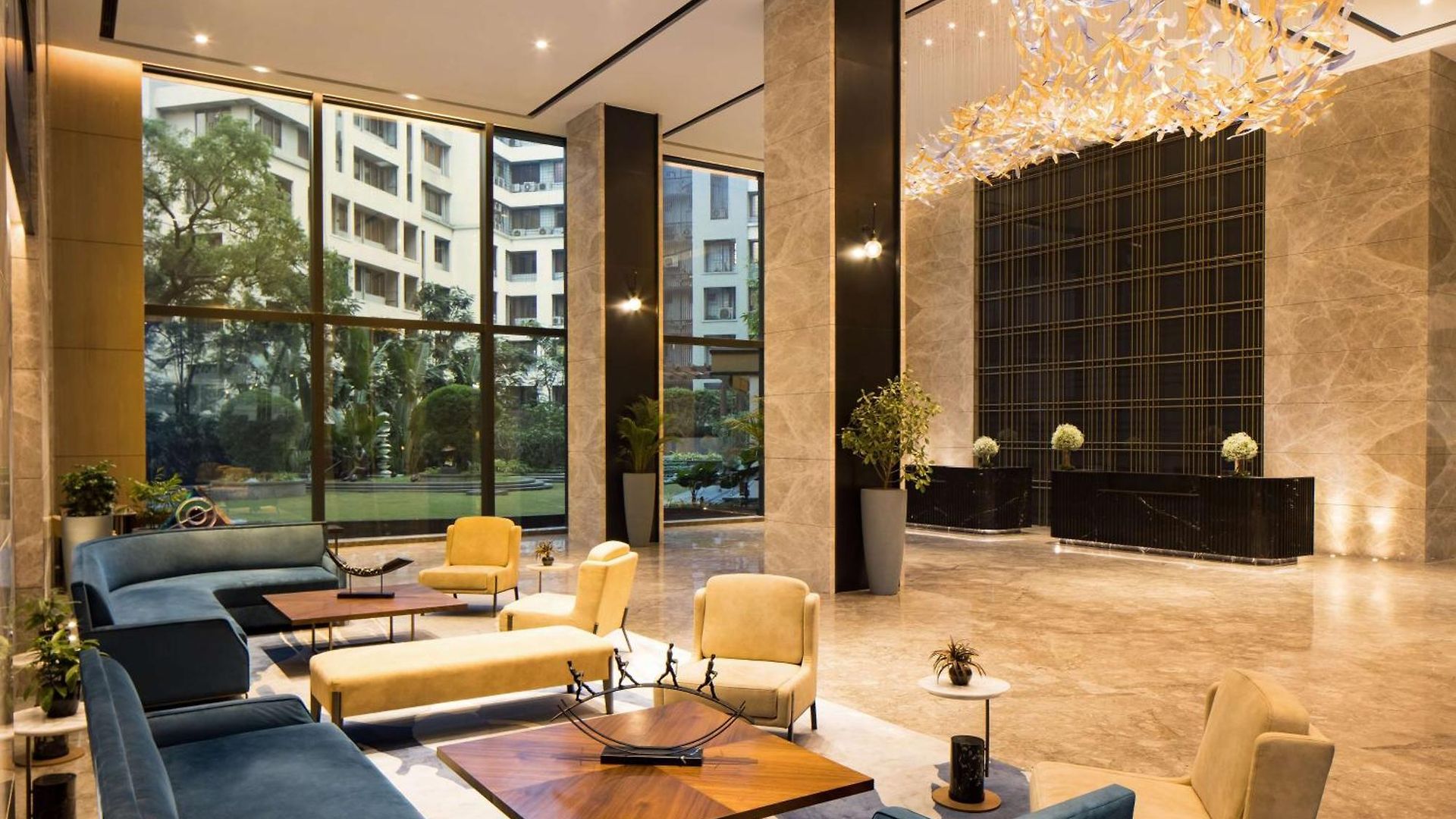 Hotel Radisson Blu International Airport 5*
