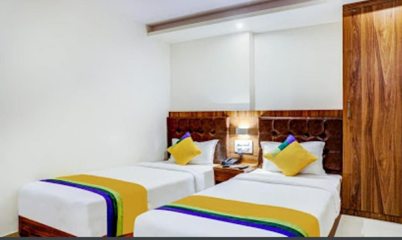 Hotel Seven Olives Guest house Mumbai