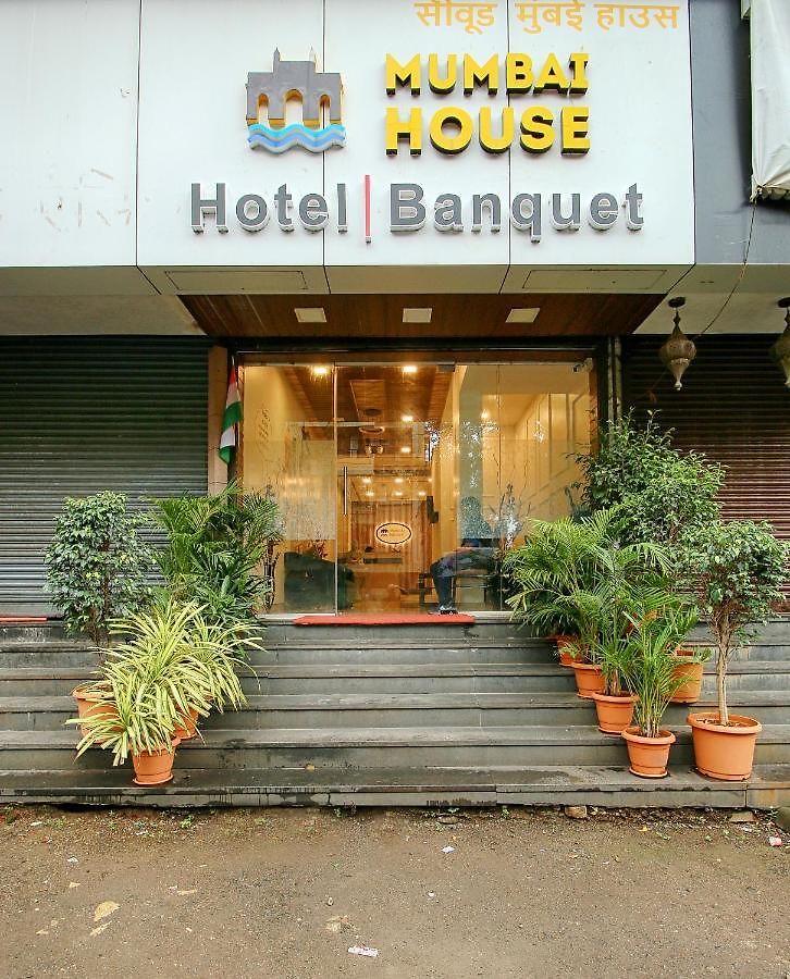 Hotel Hotel Mumbai House Juhu Santacruz West 3*
