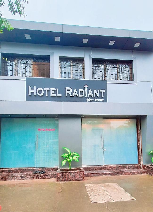 Radiant International Hotel 2*