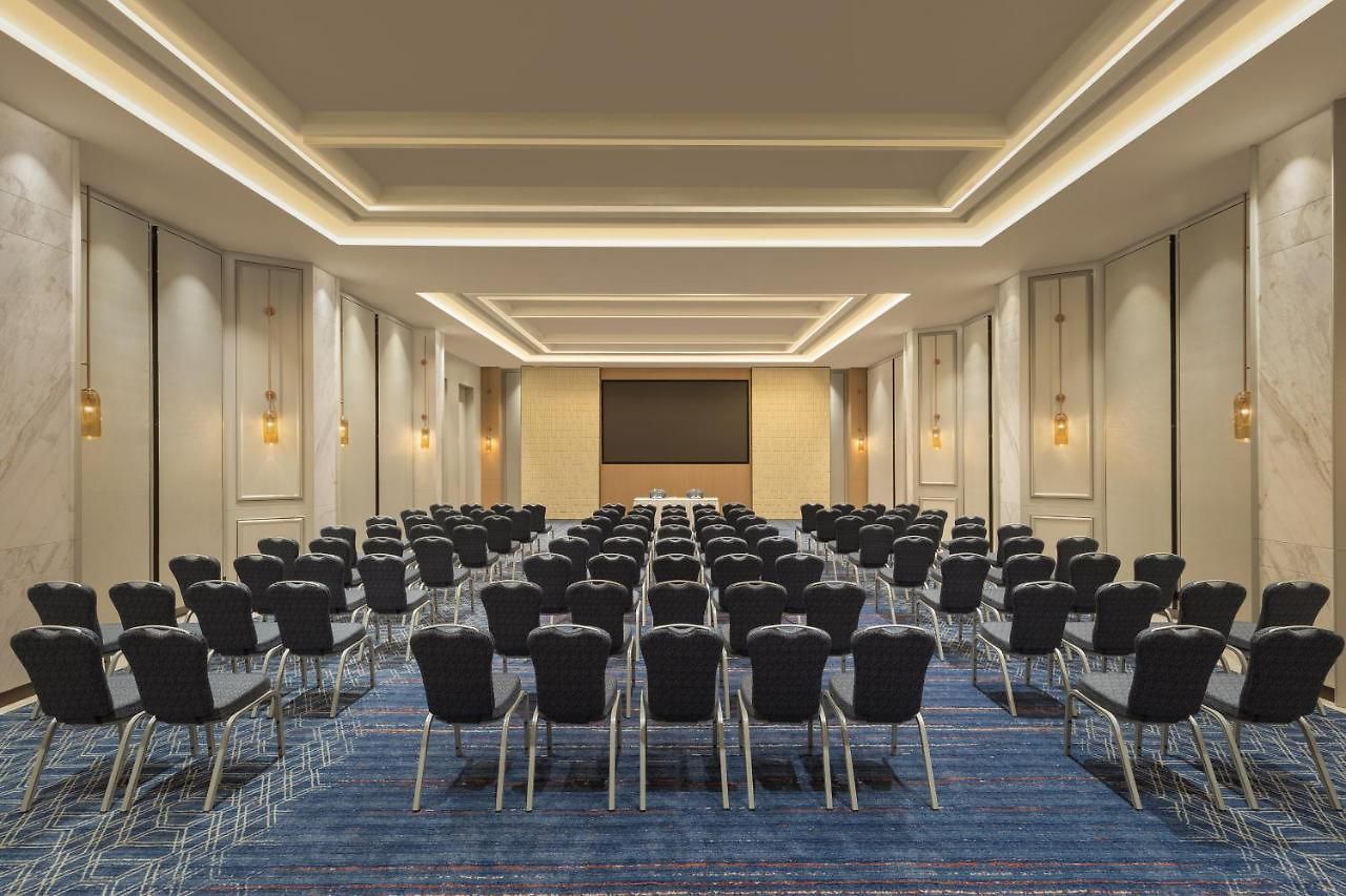 Fairfield By Marriott International Airport Mumbai