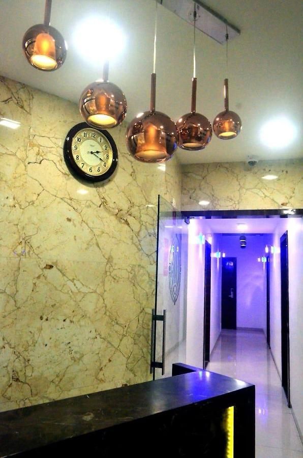 The Hotel 2*