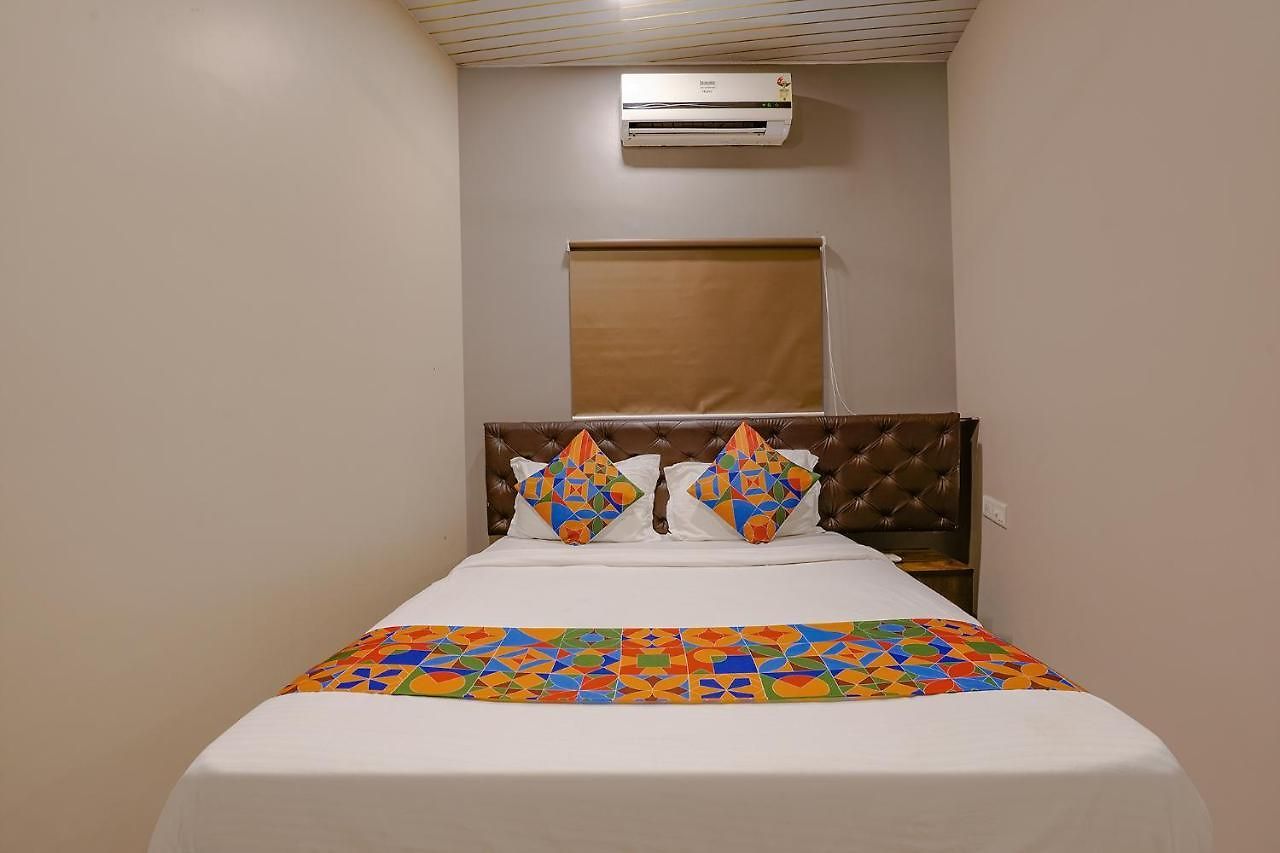 Fabhotel Comfort Hotel