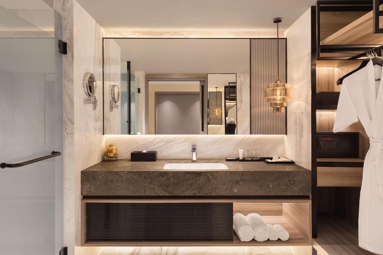 Hotel Radisson Goregaon