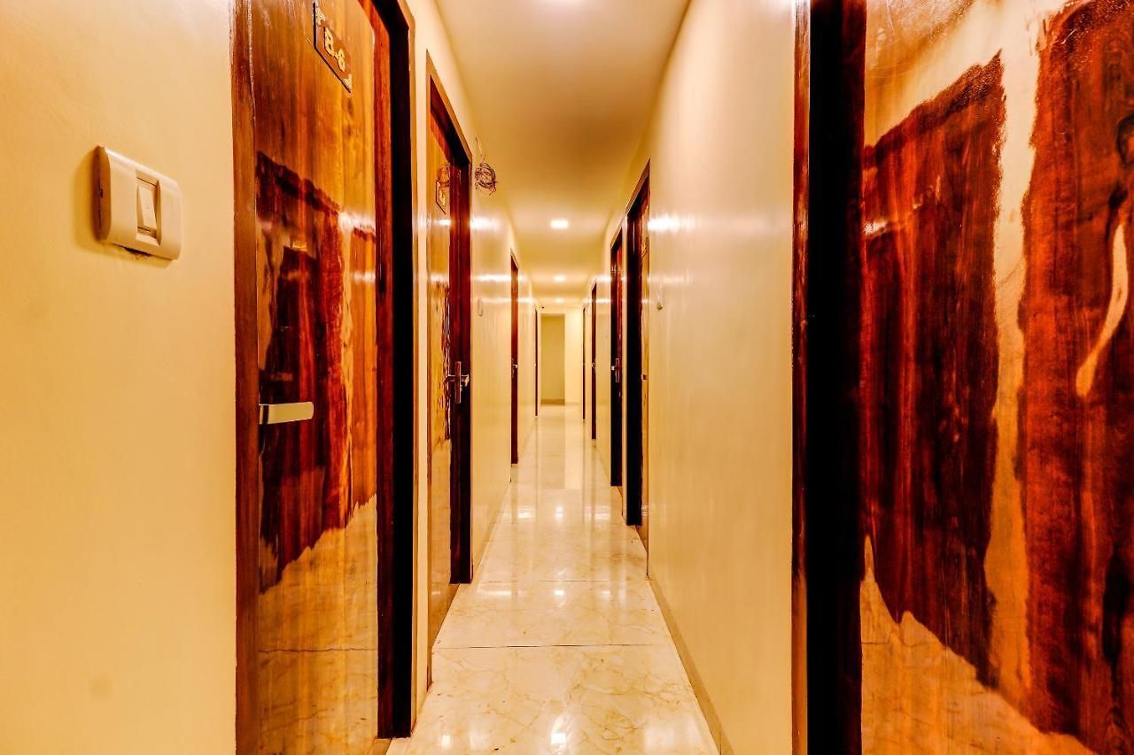 Prime Inn, Andheri West - Near International Airport Hotel