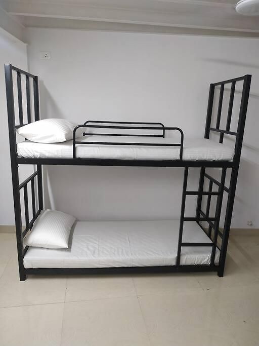Hostel White Waves Pg Residences Mumbai