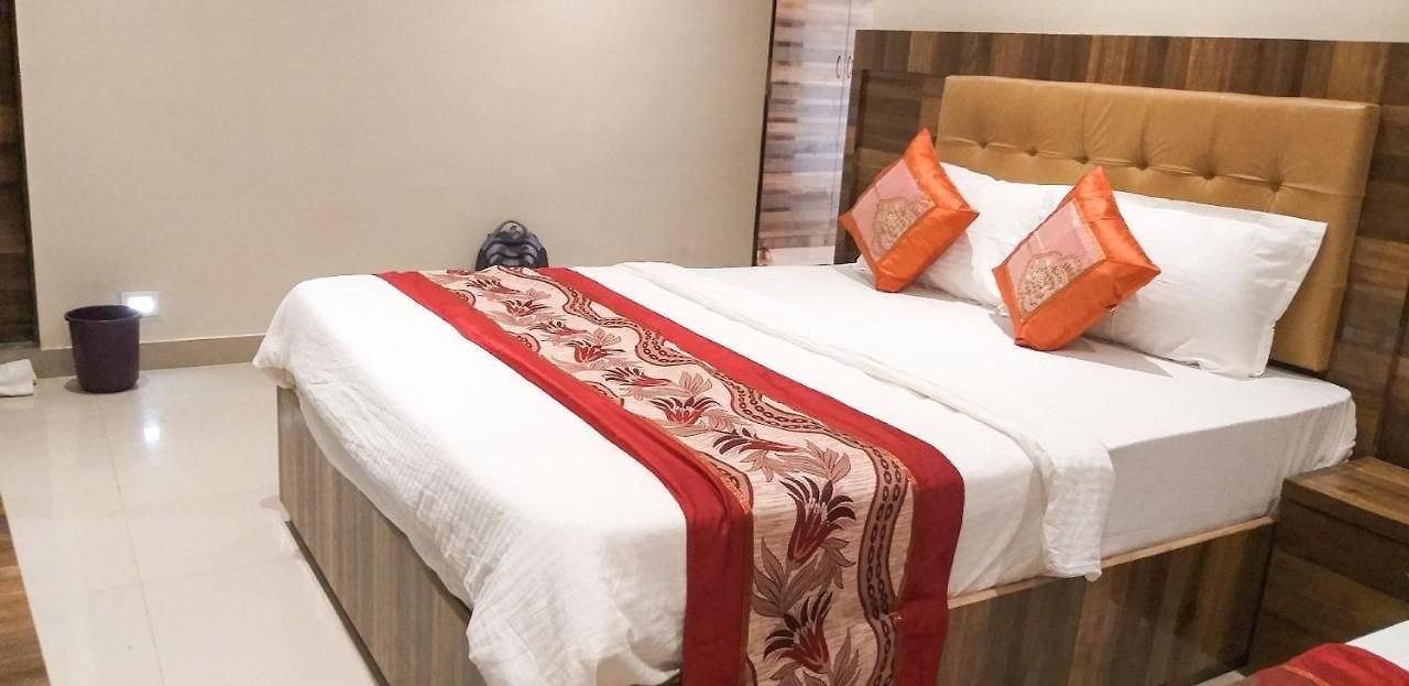 Rk Hotel-near Grant Road Railway Station Mumbai