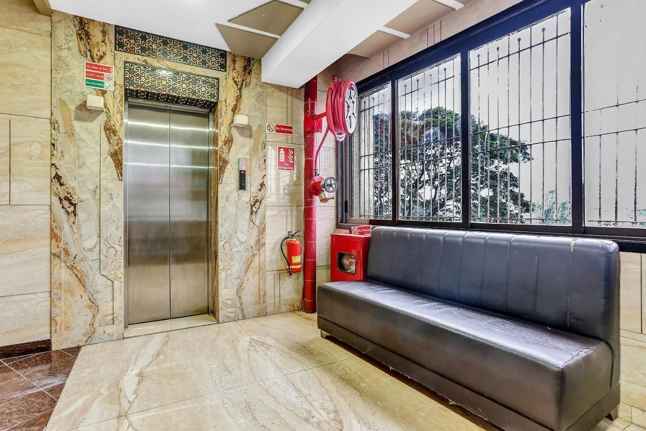 Hotel Capital O 84079 Falcon