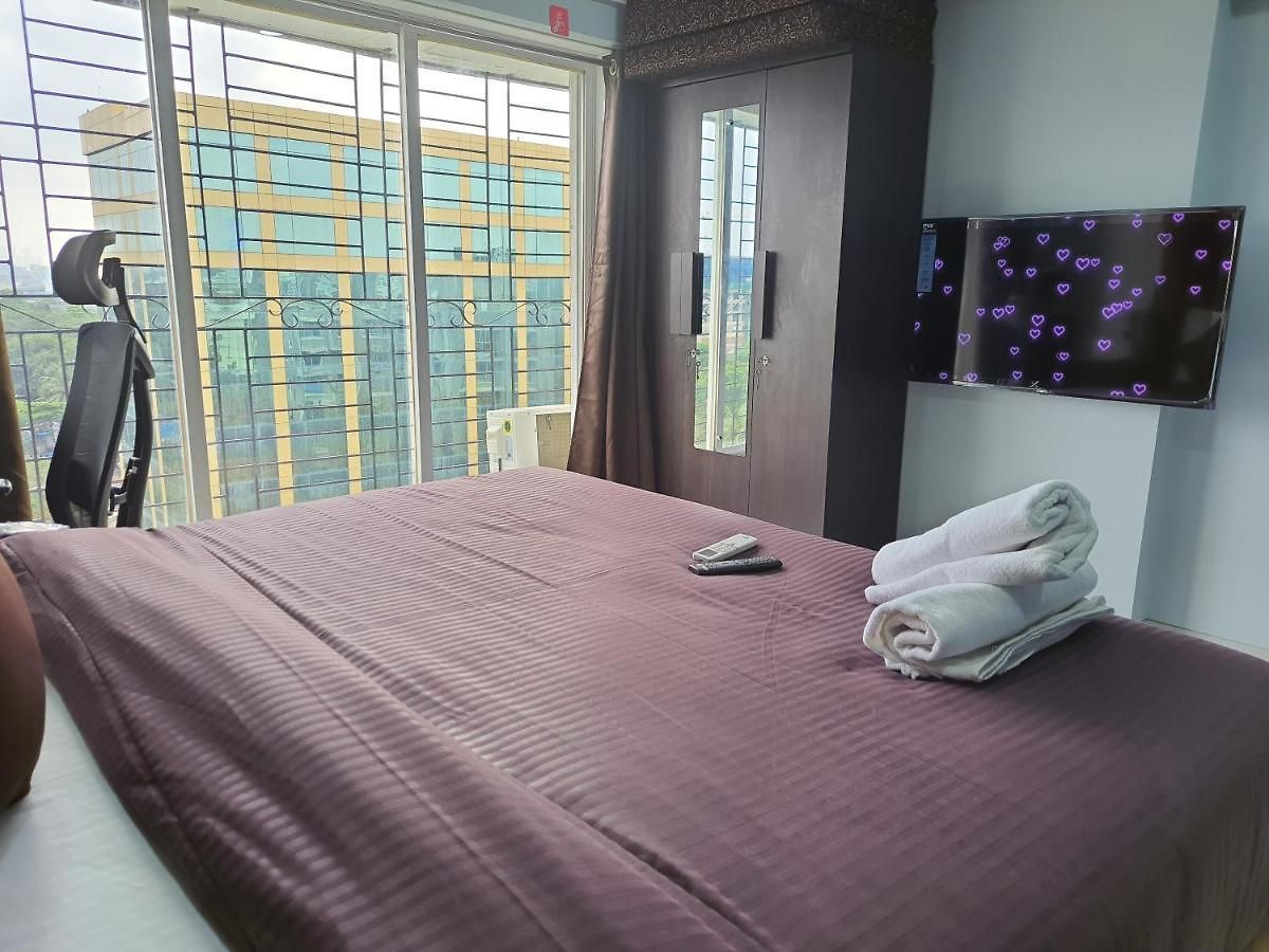 Osi Andheri East Apartment Mumbai