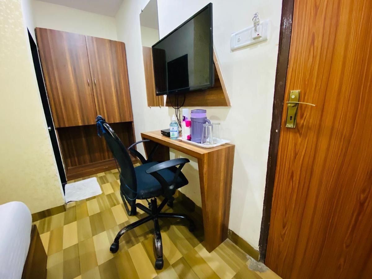 Bed & Breakfast Airport Residency *