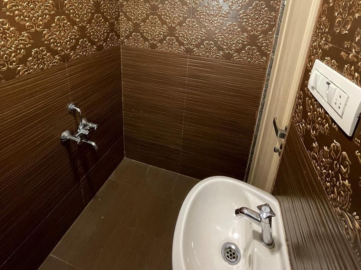 Apartment Osi Bandra West *