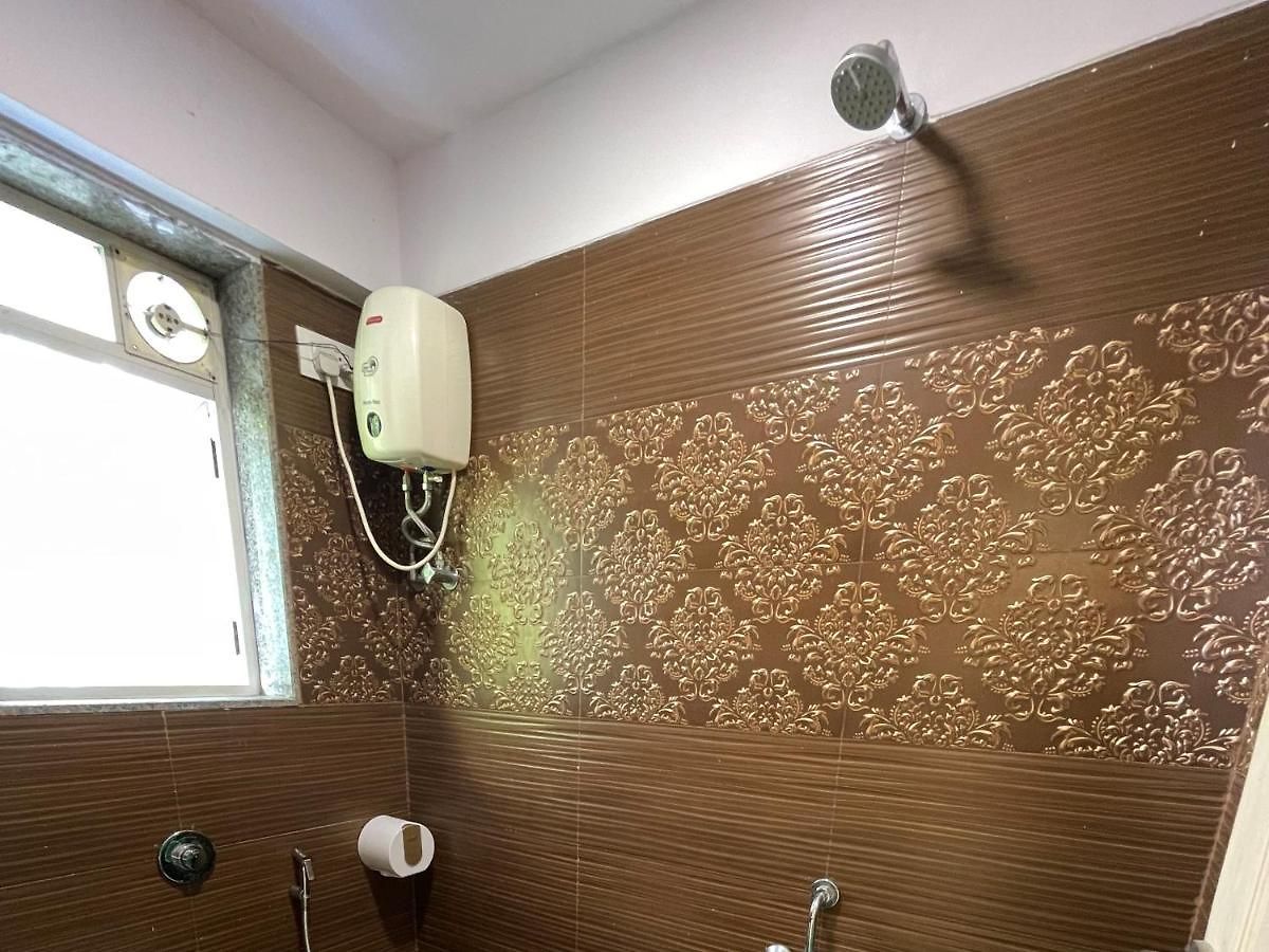 Osi Bandra West * Mumbai