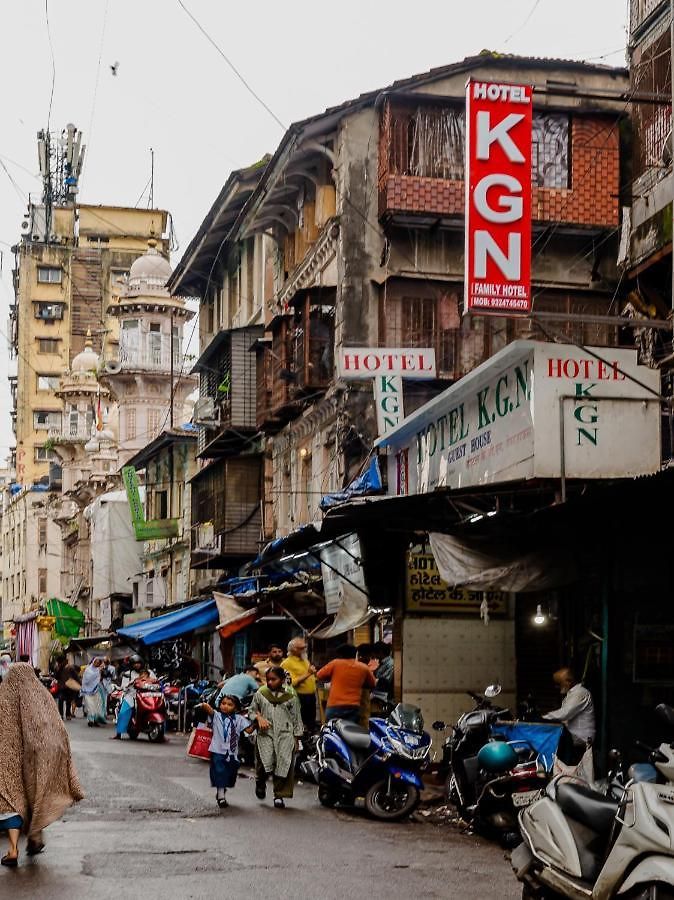 Kgn Near Cst Railway Station And Haj House Near Crawford Market Mumbai