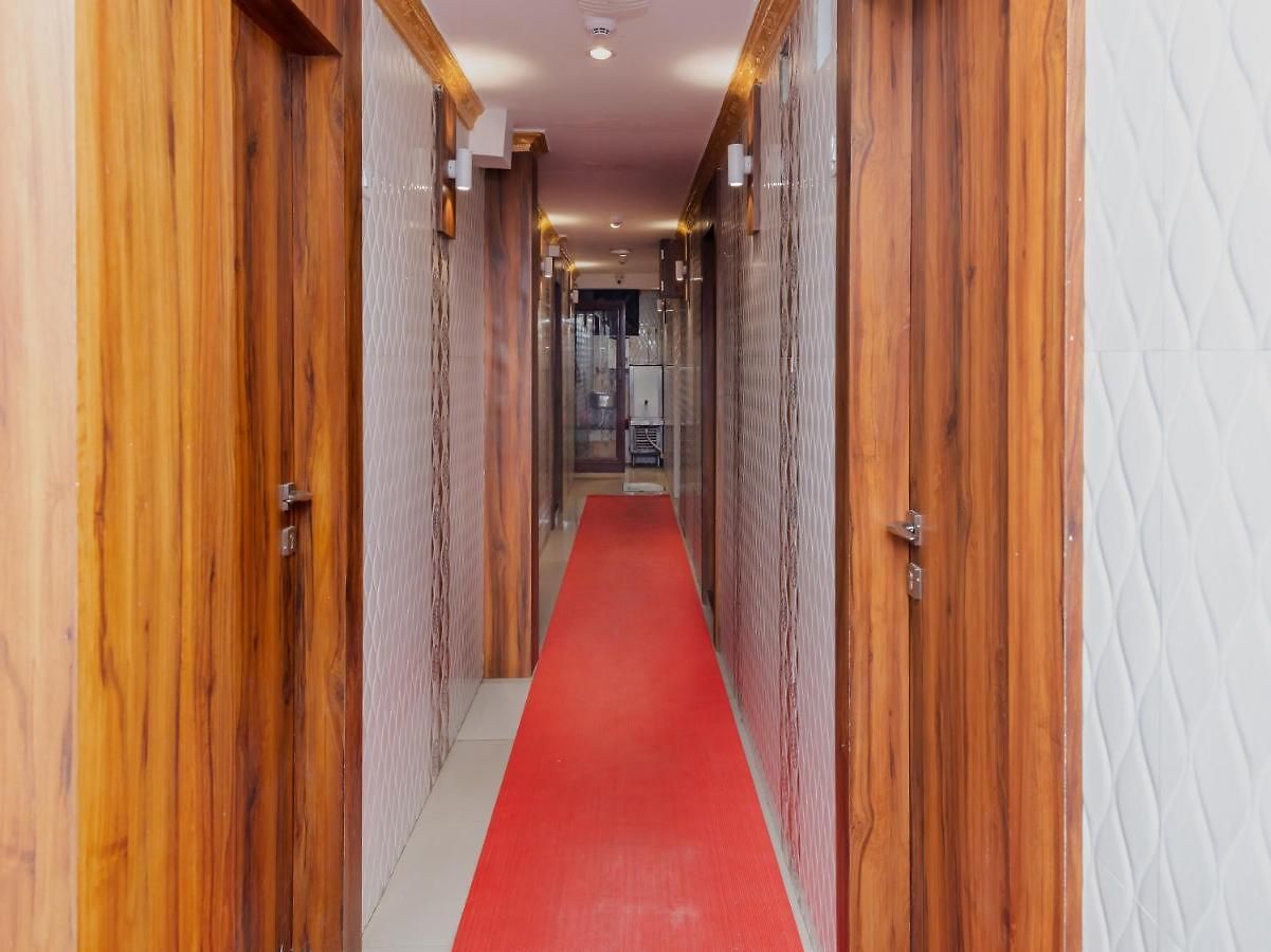Hotel Kgn Near Cst Railway Station And Haj House Near Crawford Market Mumbai