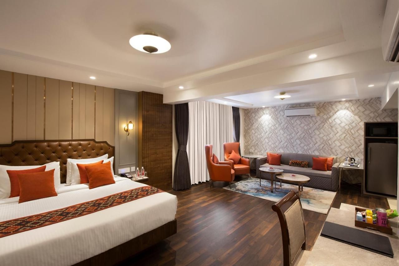 Suba Palace Near Gateway Of India Hotel 4*