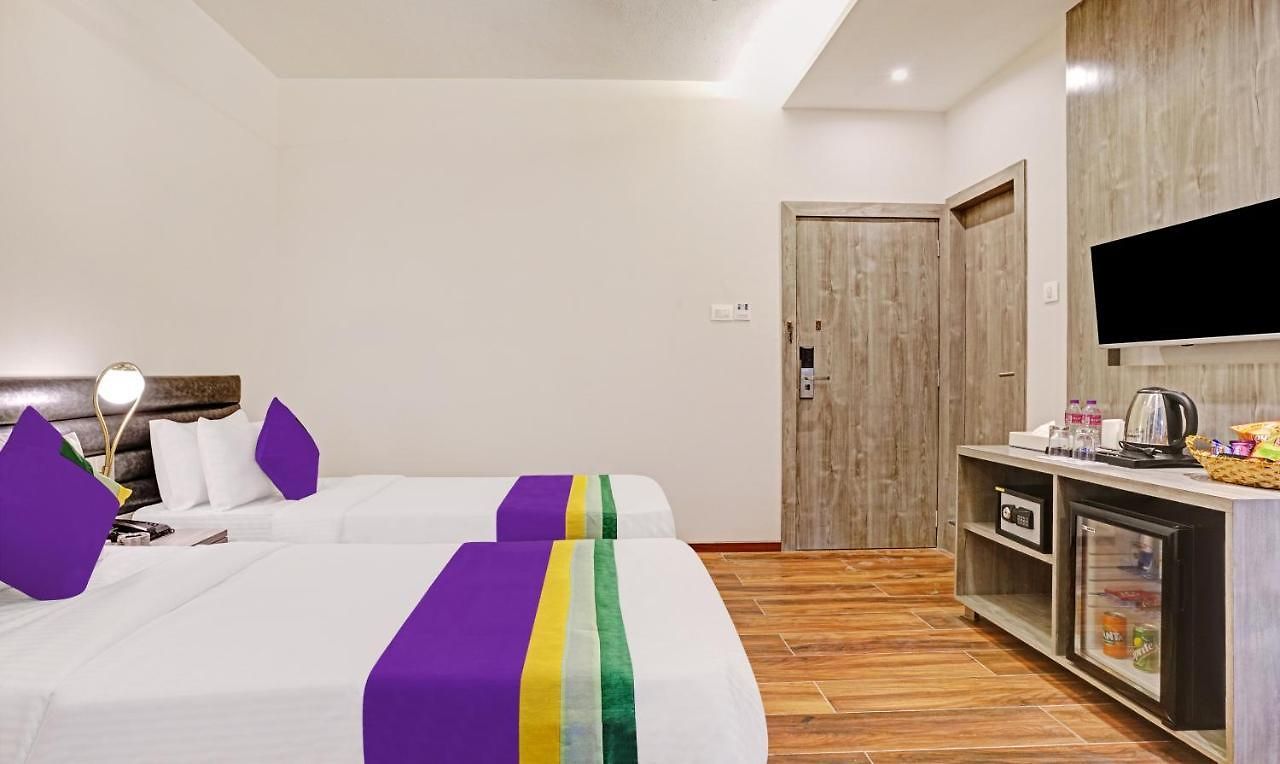 Treebo Premium Widlor Boutique With Swimming Pool Mumbai