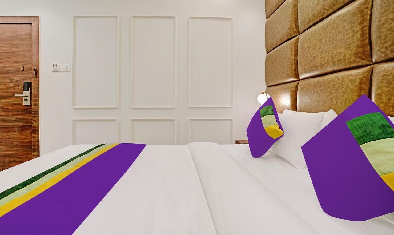 Hotel Treebo Premium Widlor Boutique With Swimming Pool Mumbai