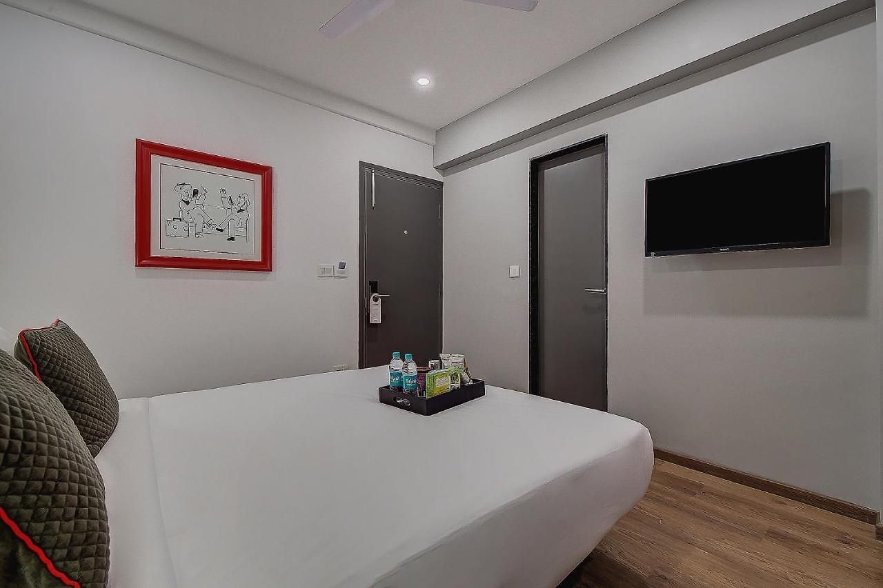 Unicontinental 4*