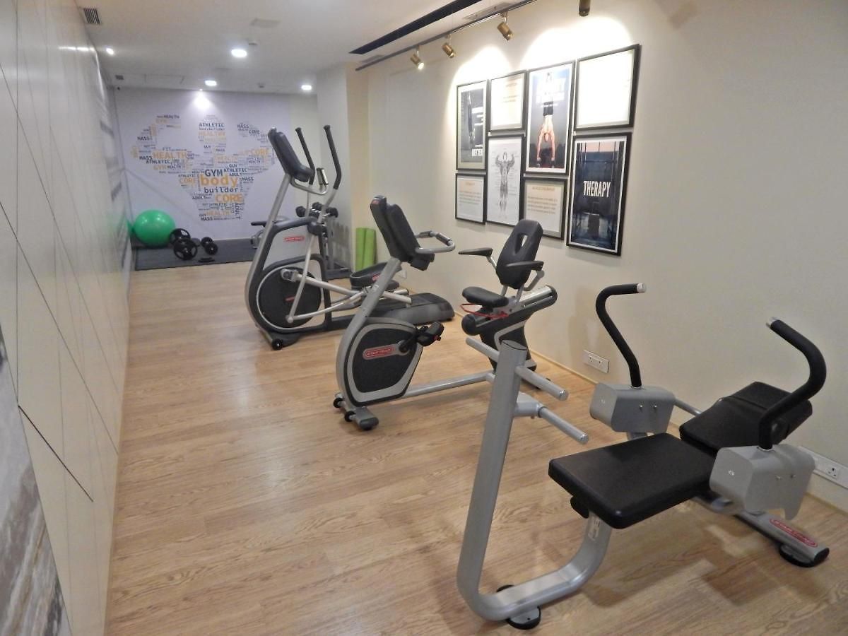 Hotel Mirage Hotel, International Airport 4*
