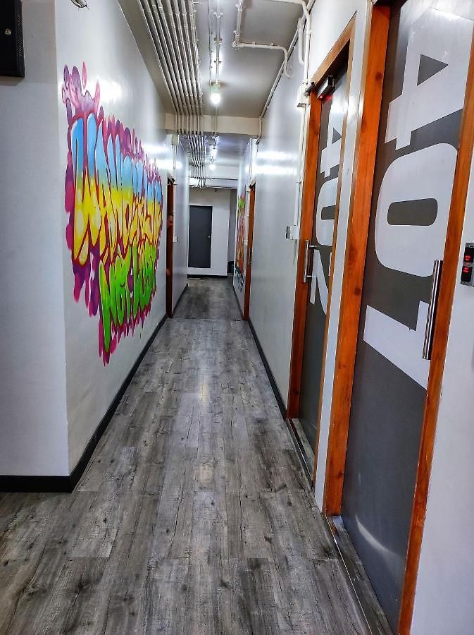 Backpacker Cowies Hostel